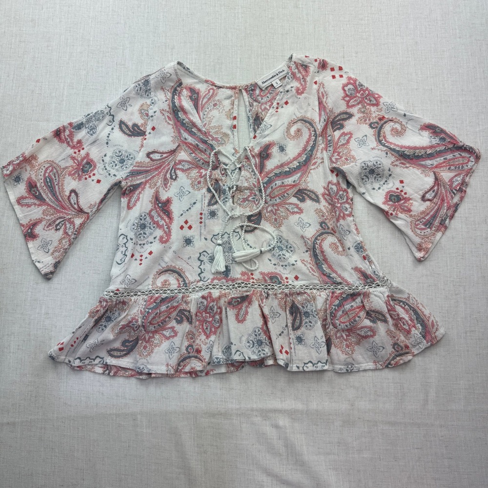 Abercrombie & Fitch Peasant Top Womens Small White Red Paisley Boho Festival